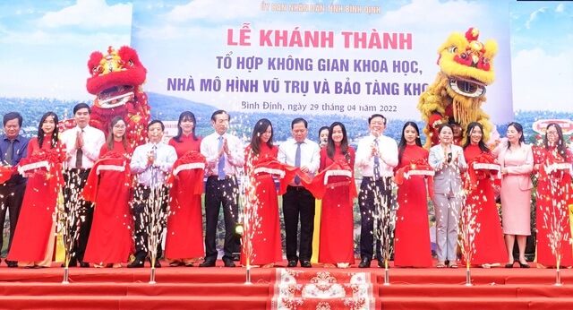 Lễ cắt băng khánh thành Tổ hợp không gian khoa học tại tp Quy Nhơn, tỉnh Bình Định