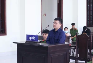 Giám đốc công ty BĐS tại Bình Phước làm giả 20 sổ đỏ, lừa đảo 8,5 tỉ đồng