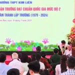 Thầy giáo ở Nghệ An bị đột quỵ khi đang phát biểu lễ kỷ niệm 45 năm của trường